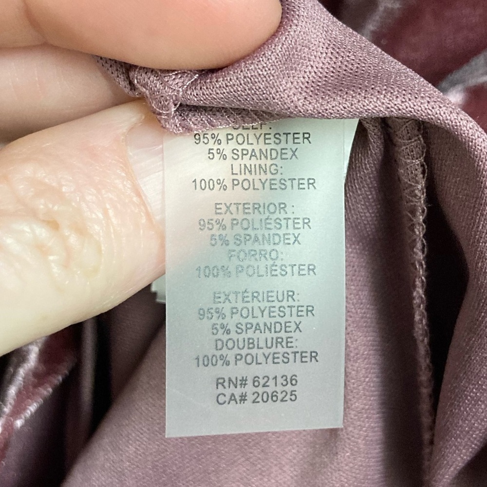 Size 0 lined guess dress​​​​​​​​​​​​ - Picture 7 of 8